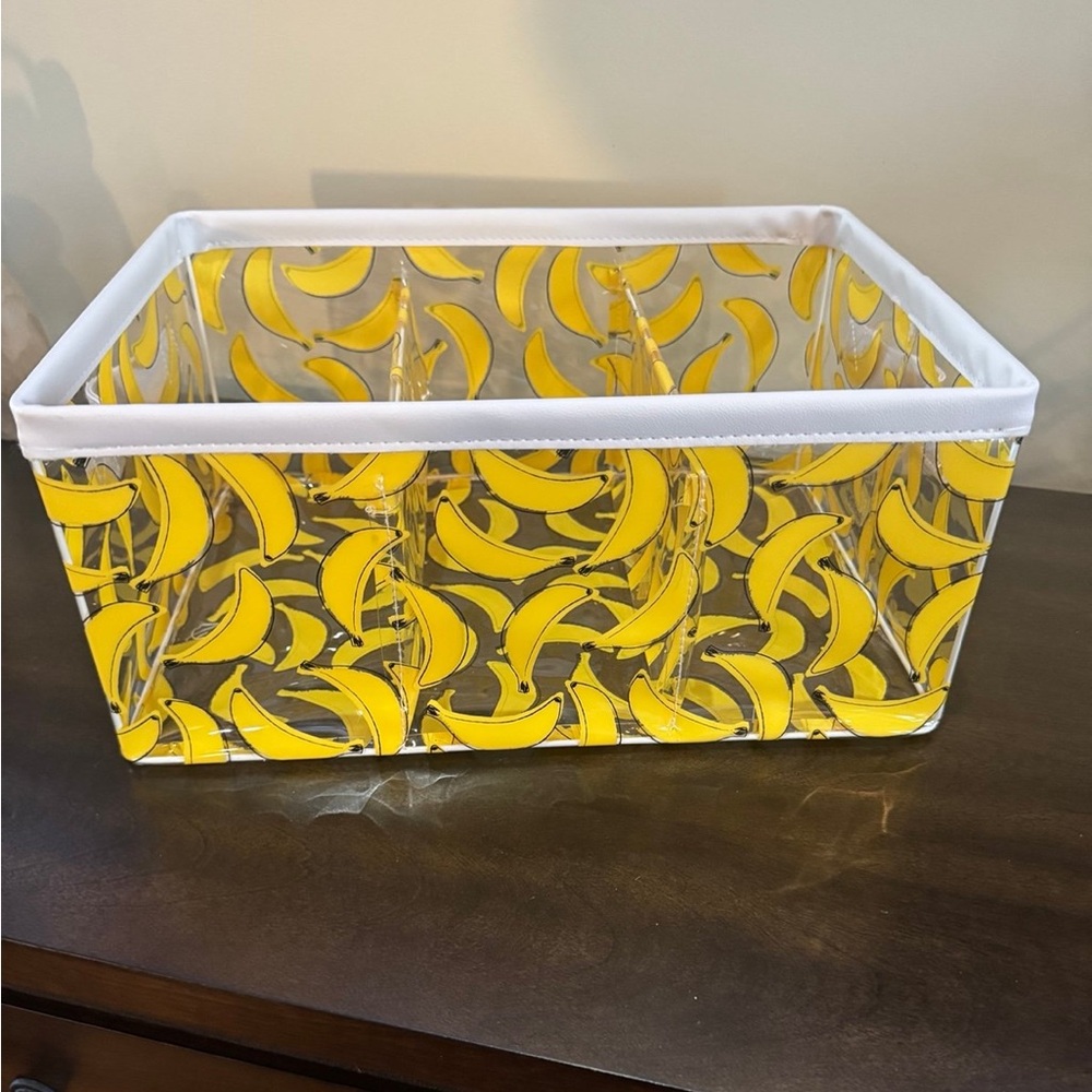 TAYLOR MADISON LG YELLOW  “GO BANANAS”  PRINT VINYL BATHROOM STORAGE